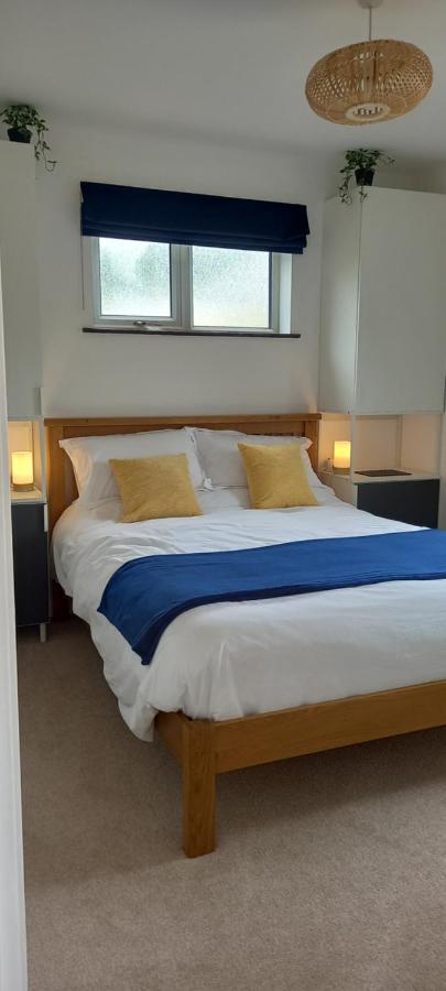 كومب مارتن High Tide - 2 Bed Sunny Holiday Home Near Beach With Garden And Parking المظهر الخارجي الصورة